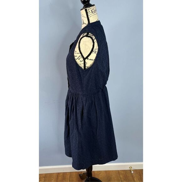 J. By J. Crew Women’s 10 Sleeveless Eyelet Lace Button Front Fit & Flair Dress N - Picture 2 of 10